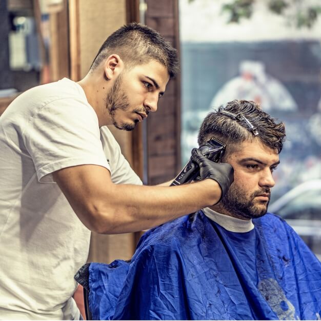 Comunicação rápida com os clientes de sua barbearia